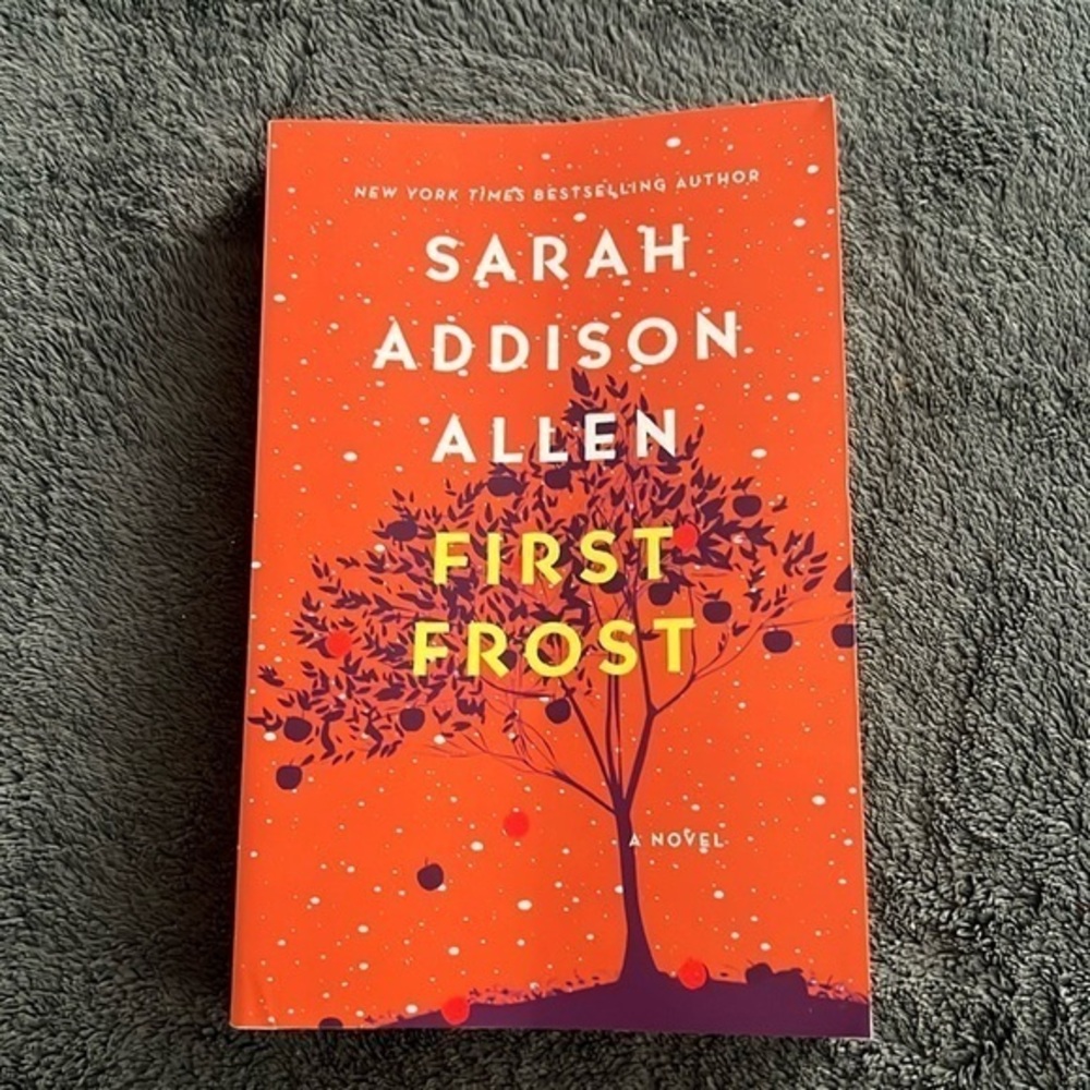 📚First Frost - A Novel by Sarah Addison Allen